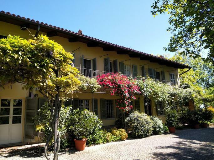 Sotto La Luna Bruna B&B Cocconato Exterior photo